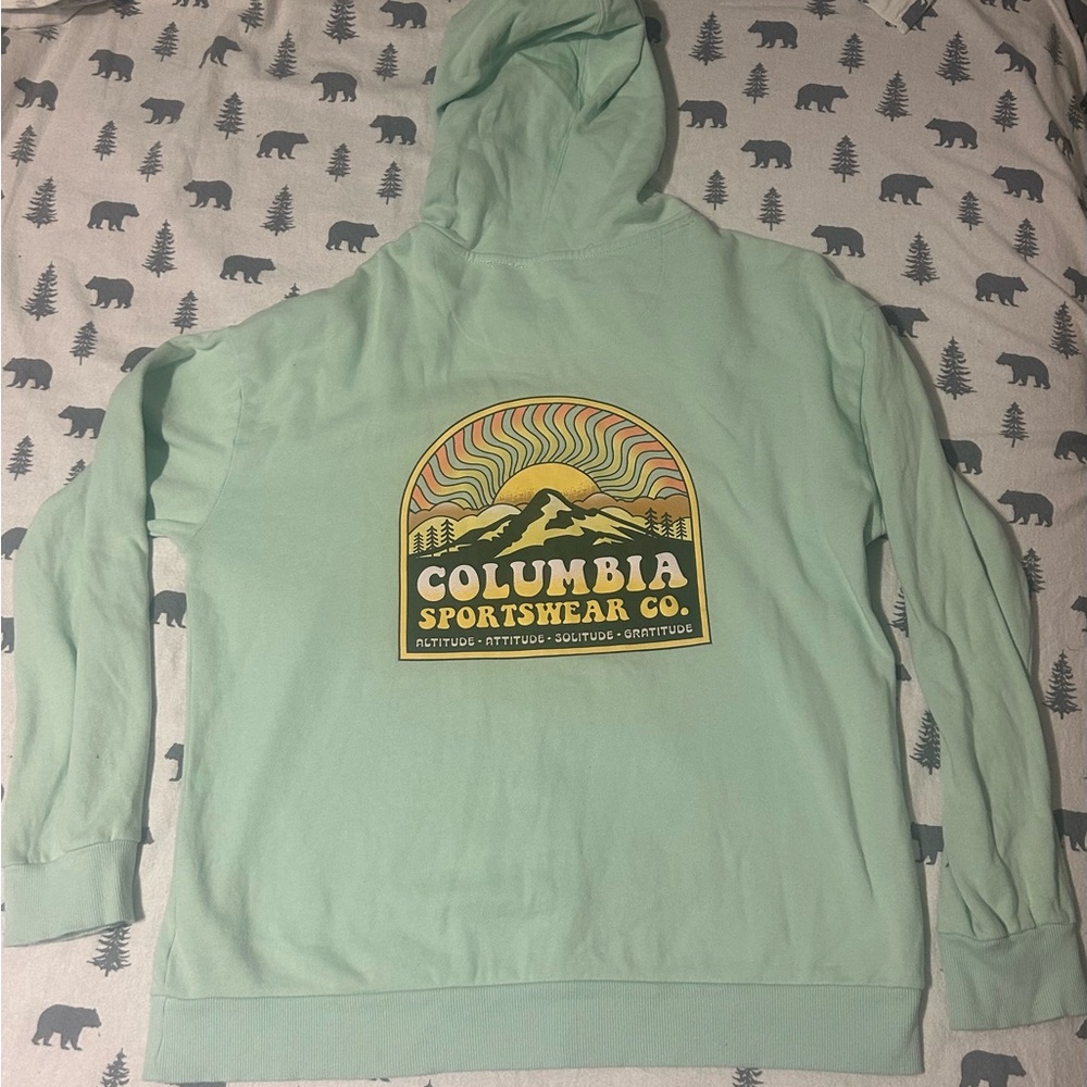 Columbia Sportswear Women’s Graphic Hoodie (size:MED)